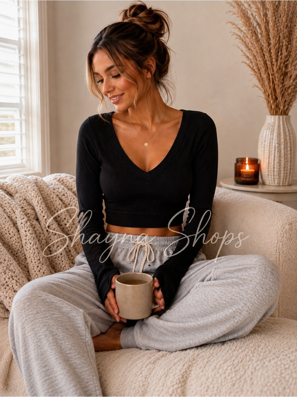 Zenana Black Ribbed V-Neck Long Sleeve Crop Top